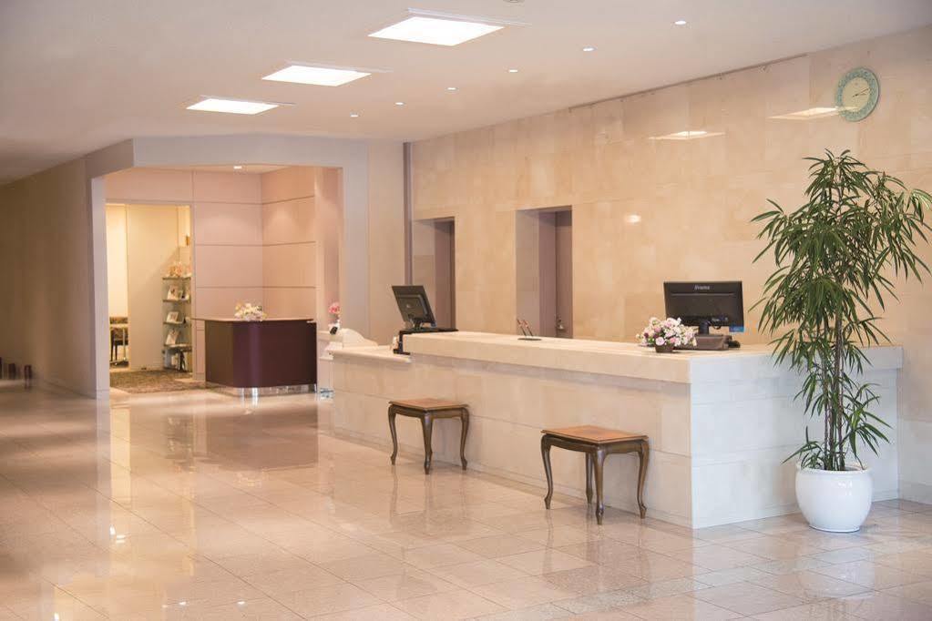 Hotel Crown Palais Kofu Exterior photo
